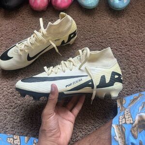 Nike Zoom Mercurial Superfly 9 Elite FG Firm Ground Soccer Cleat